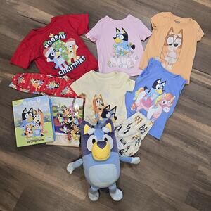 Bluey Bingo Friends Figures Shirts PJs Plush Stuffed Animal Book Toy Lot 4T‎ 5T